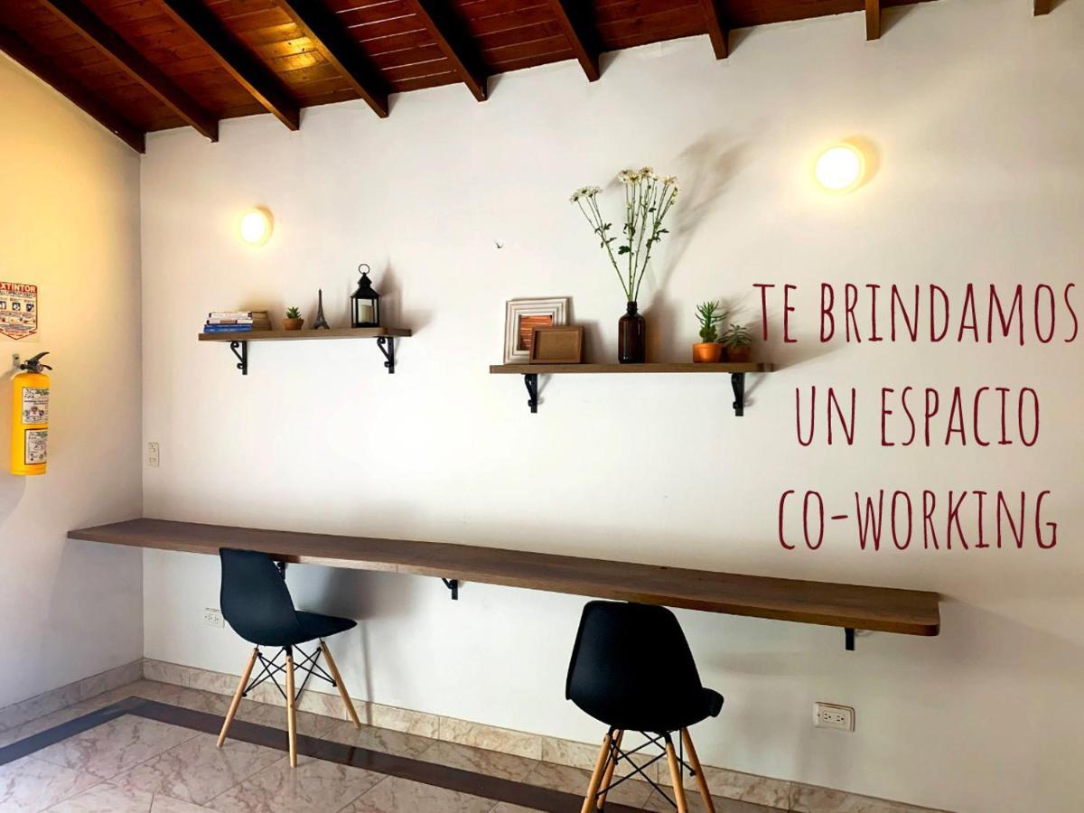 Hotel Porton Colonial Medellín Esterno foto