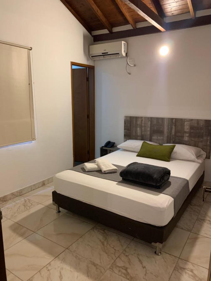 Hotel Porton Colonial Medellín Esterno foto