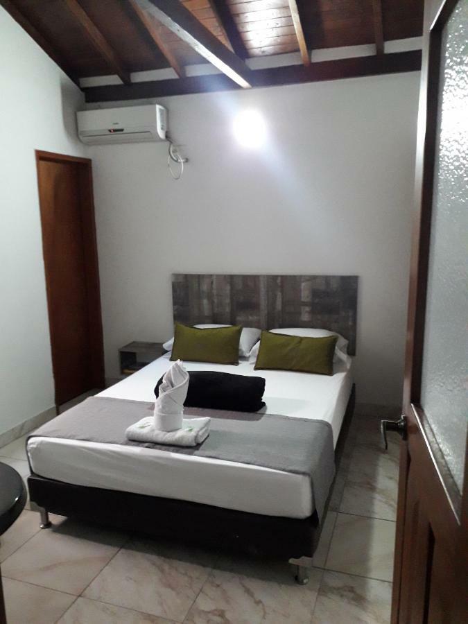 Hotel Porton Colonial Medellín Esterno foto