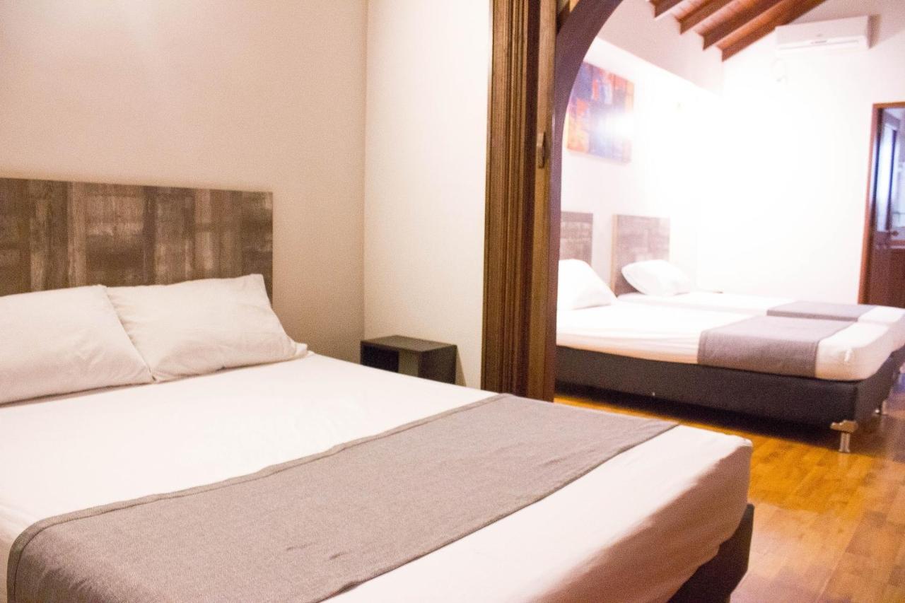 Hotel Porton Colonial Medellín Esterno foto
